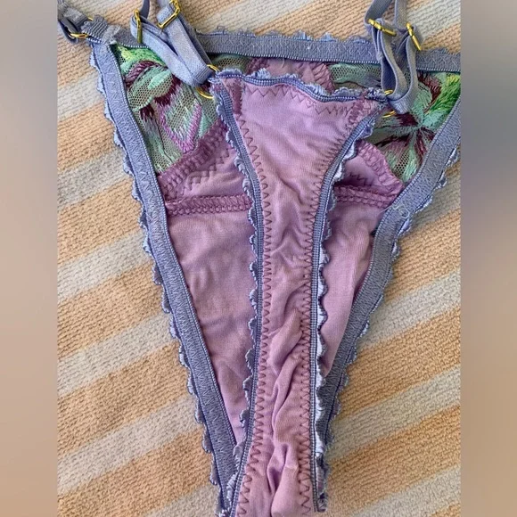 Bundle of Thong Underwear - Picture 9 of 16